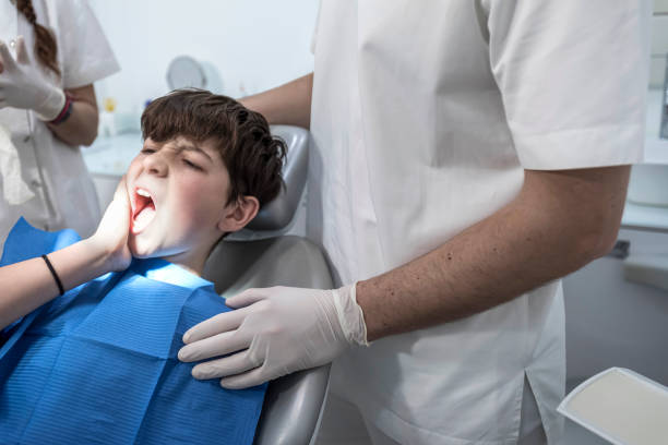 Best Emergency Root Canal Therapy in Deville, AL